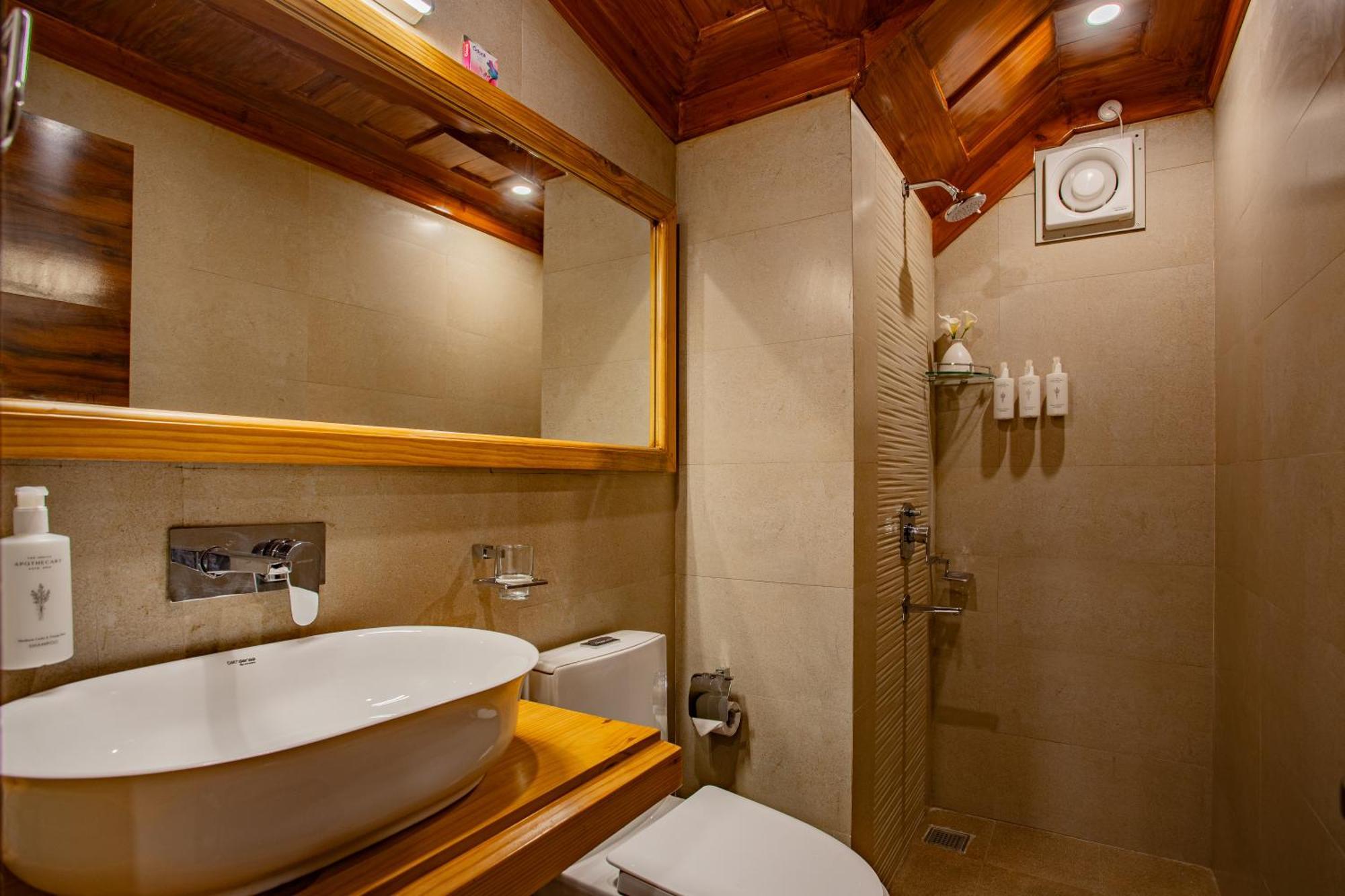 The Hosteller Shimla, Valley View Exterior photo
