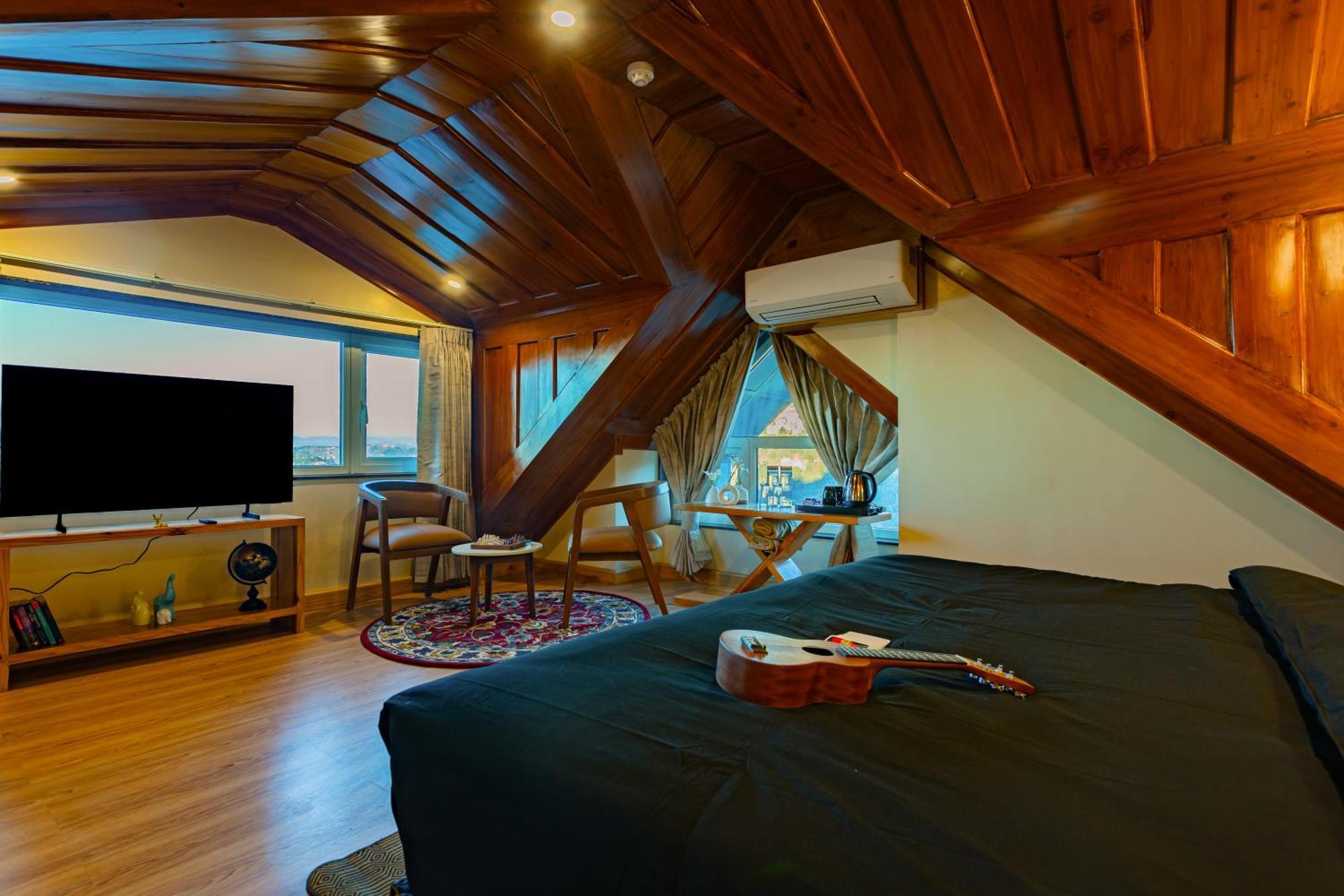 The Hosteller Shimla, Valley View Exterior photo
