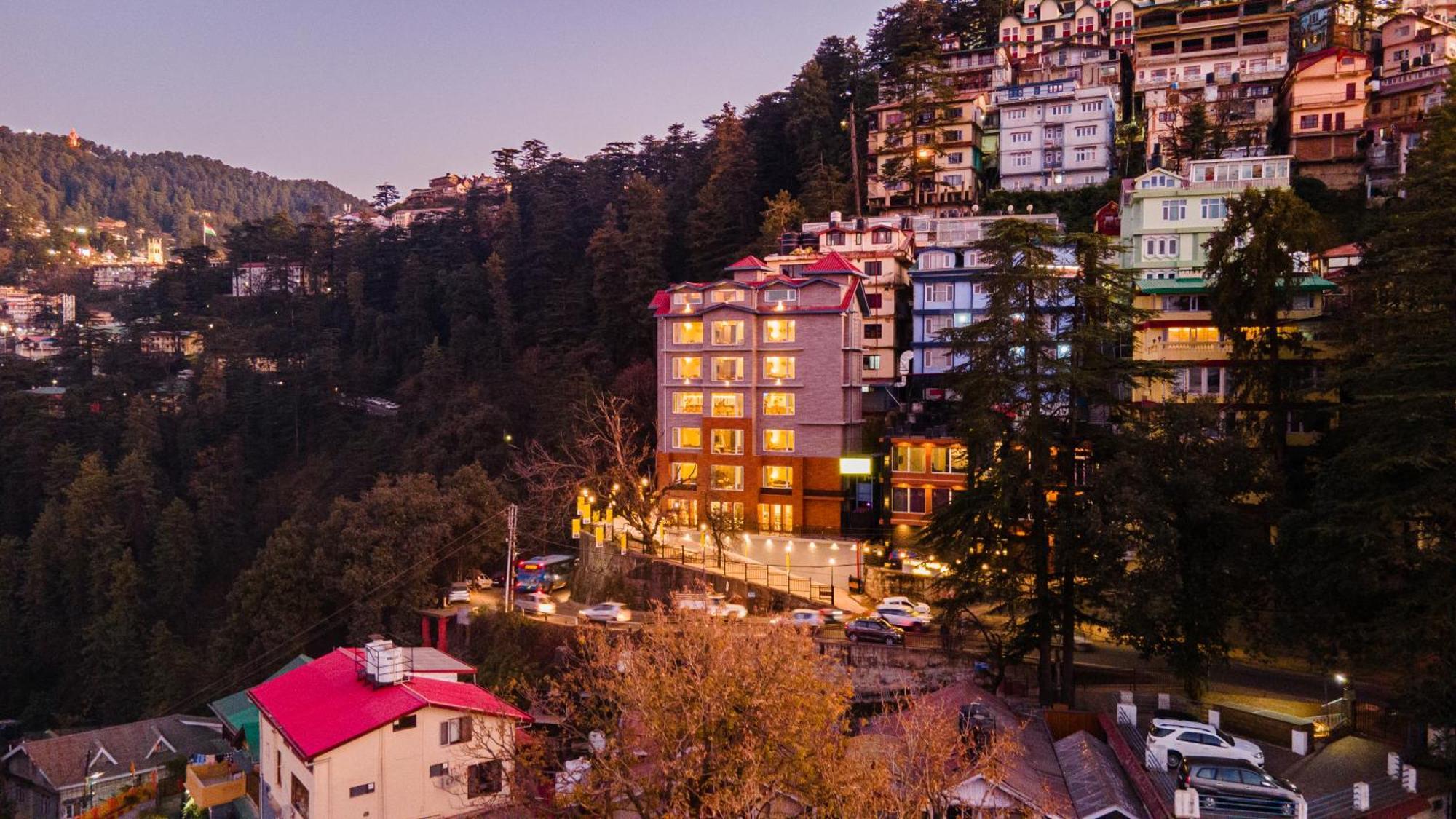 The Hosteller Shimla, Valley View Exterior photo